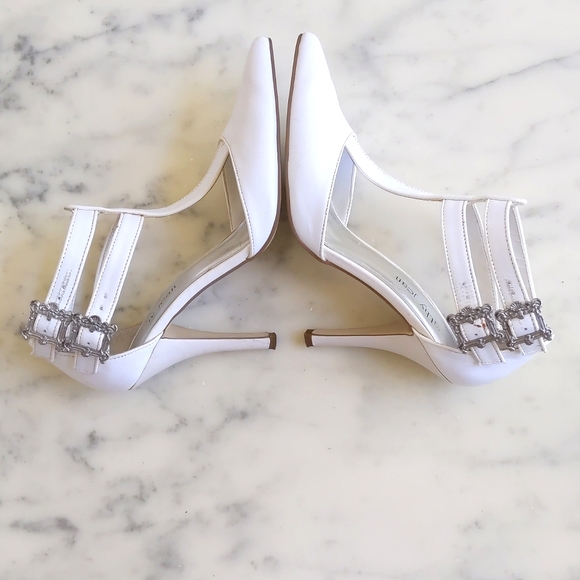 Cathy Jean Leather Upper Pointed Toe Shoes with 4" heels. - Picture 4 of 6